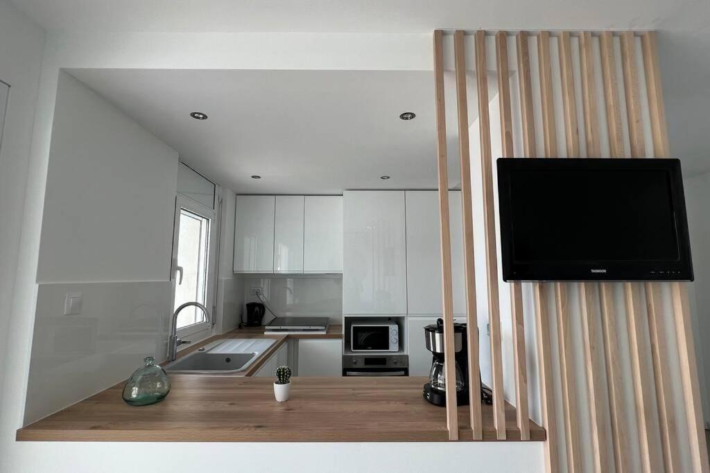 Apartamento Tres Habitaciones Con Vistas Al Mar En Roses Zewnętrze zdjęcie